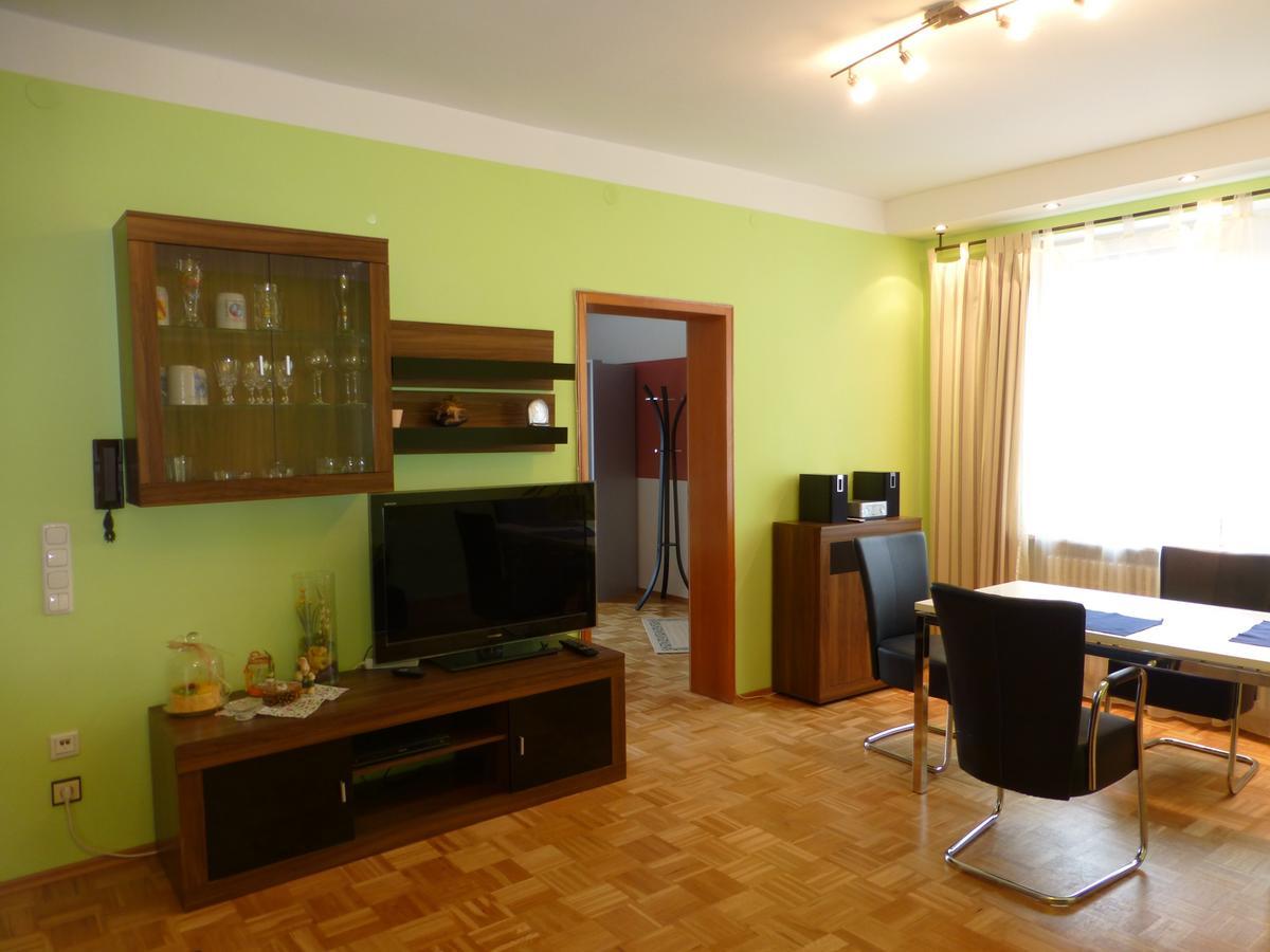 Ferienwohnungen Wozengi Schweinfurt Ngoại thất bức ảnh
